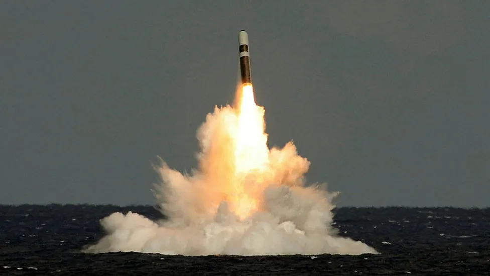 Uji coba penembakan rudal Trident dari kapal selam Angkatan Laut Kerajaan Inggris telah gagal, untuk kedua kalinya berturut-turut.